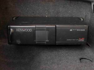 Image 62/70 of BMW 320i (1990)