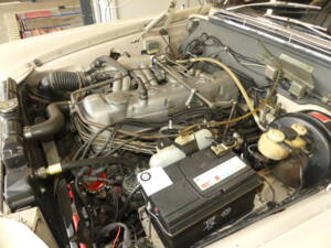 Image 50/73 de Mercedes-Benz 280 SE (1969)