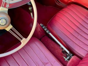Bild 40/50 von MG TD (1953)