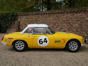 Image 37/50 de MG MGB (1964)