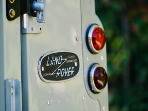 Bild 21/100 von Land Rover 88 (1968)