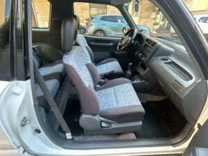 Image 5/10 of Toyota RAV4 (1995)