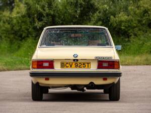 Image 34/44 of BMW 518 (1979)