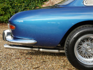 Image 43/50 of Ferrari 330 GT (1966)