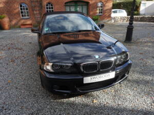 Image 6/30 of BMW 330Ci (2003)