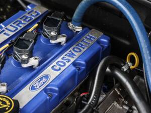 Immagine 6/22 di Ford Escort RS Cosworth (1993)