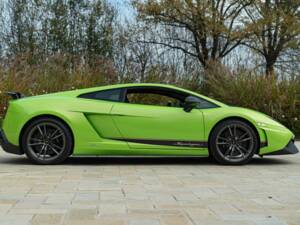 Image 4/50 of Lamborghini Gallardo LP 570-4 Superleggera (2011)