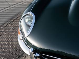 Afbeelding 11/32 van Jaguar E-Type 3.8 (1962)