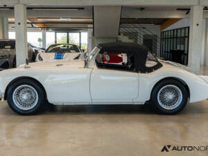 Image 40/65 of MG MGA 1600 (1960)