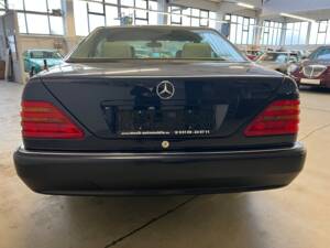 Immagine 11/29 di Mercedes-Benz S 500 Coupe (1994)