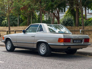 Image 4/23 of Mercedes-Benz 380 SL (1985)