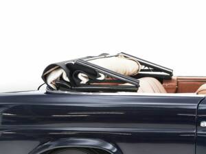 Imagen 13/15 de Mercedes-Benz 220 SE b (1964)