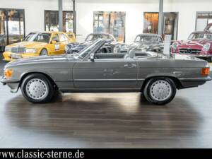 Image 2/15 of Mercedes-Benz 560 SL (1987)