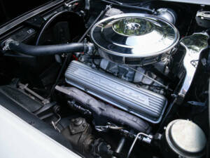 Image 13/50 of Chevrolet Corvette Sting Ray Convertible (1965)