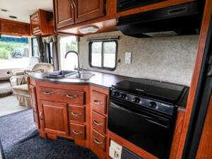 Immagine 24/28 di Coachmen Mirada 350 DS (2008)