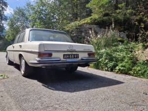 Imagen 2/4 de Mercedes-Benz 300 SEL 6.3 (1968)