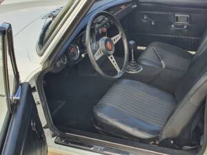 Bild 20/33 von MG MGB GT (1971)