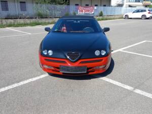 Immagine 9/92 di Alfa Romeo Spider 2.0 Twin Spark (1999)