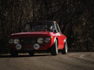 Image 13/57 de Lancia Fulvia Coupe HF 1.6 (1970)