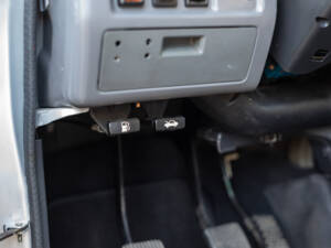 Image 67/100 of Toyota Land Cruiser HJ61 GX (1987)
