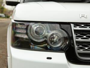 Image 18/32 of Land Rover Range Rover Westminster TDV8 (2012)