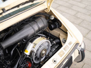 Bild 37/62 von Porsche 911 2.4 T (1973)