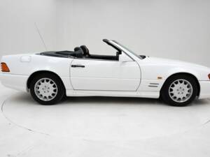Imagen 9/15 de Mercedes-Benz 300 SL (1991)