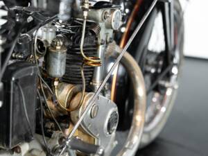 Image 18/50 de Bianchi DUMMY (1948)