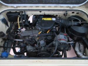 Image 32/40 of Volkswagen T3 Caravelle 2.0 (1987)