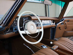 Afbeelding 27/40 van Mercedes-Benz 280 SL (1970)