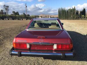 Imagen 17/37 de Mercedes-Benz 560 SL (1989)