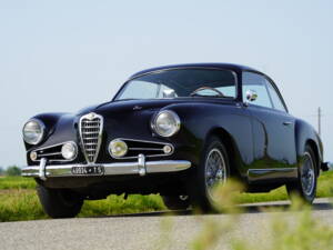 Image 1/74 de Alfa Romeo 1900 C Super Sprint Berlina (1954)