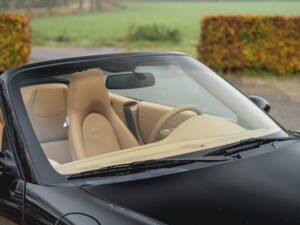 Image 36/96 de Porsche 911 Carrera 4 (2006)