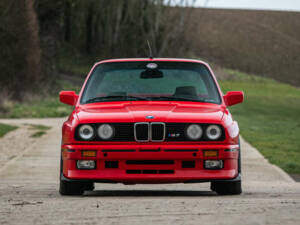 Image 6/34 of BMW M3 (1987)