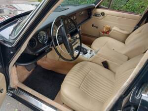 Image 12/22 de Jaguar XJ 6 4.2 (1971)