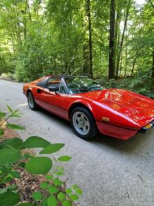 Image 3/82 of Ferrari 308 GTS Quattrovalvole (1983)