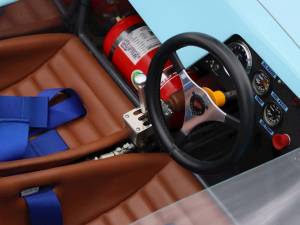 Image 9/20 of Brabham BT8 (1964)
