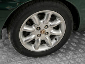 Bild 35/50 von MG F 1.8i (2000)
