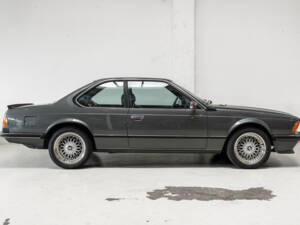 Immagine 4/32 di BMW 635 CSi (1985)
