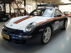 Image 45/50 de Porsche 911 Carrera (2005)