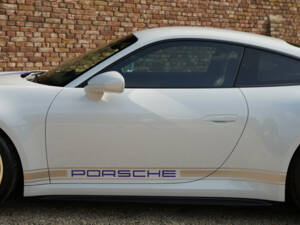 Afbeelding 38/50 van Porsche 911 GT3 Touring (2023)