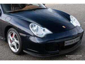 Image 18/31 de Porsche 911 Turbo (2003)