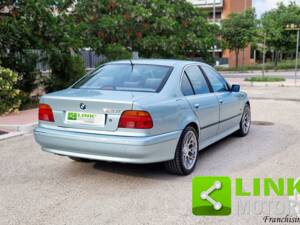 Imagen 2/10 de BMW 520i (1997)