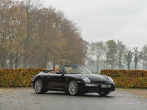 Imagen 18/96 de Porsche 911 Carrera 4 (2006)