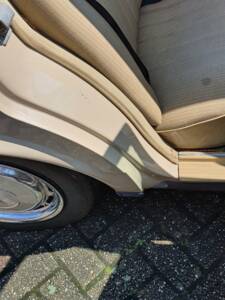 Image 7/12 of Mercedes-Benz 200 (1982)