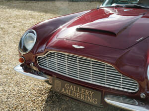 Imagen 7/50 de Aston Martin DB 6 Vantage (1966)