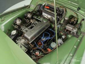 Image 3/19 of Triumph TR 3A (1959)