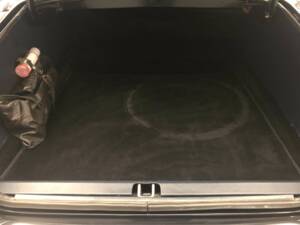 Image 12/12 of Jaguar XJ 6 L 4.2 (1976)