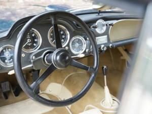 Immagine 11/50 di Aston Martin DB 2&#x2F;4 Mk III (1959)