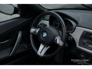 Image 10/30 de BMW Z4 2.5i (2005)